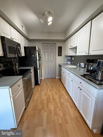 111 RELIANCE CIR, Telford, PA 18969