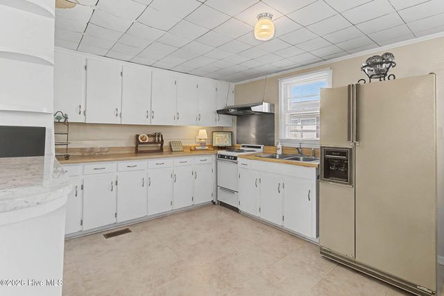 75 Clarkland Village Street, Elizabethtown, NC 28337