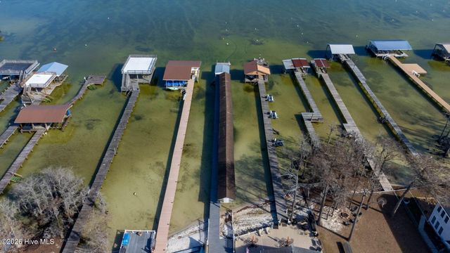 75 Clarkland Village Street, Elizabethtown, NC 28337