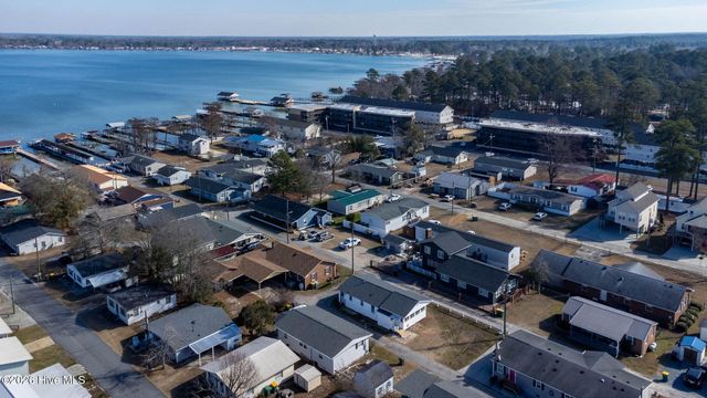 75 Clarkland Village Street, Elizabethtown, NC 28337