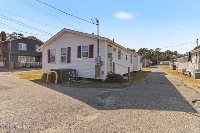 75 Clarkland Village Street, Elizabethtown, NC 28337