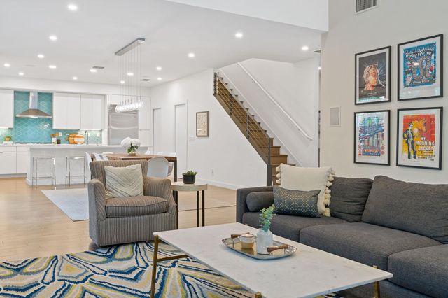 609 West Lynn ST 3, Austin, TX 78703