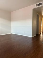 307 E 31st ST 204, Austin, TX 78705