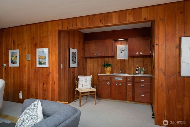 2324 E 17th Street, Bremerton, WA 98310