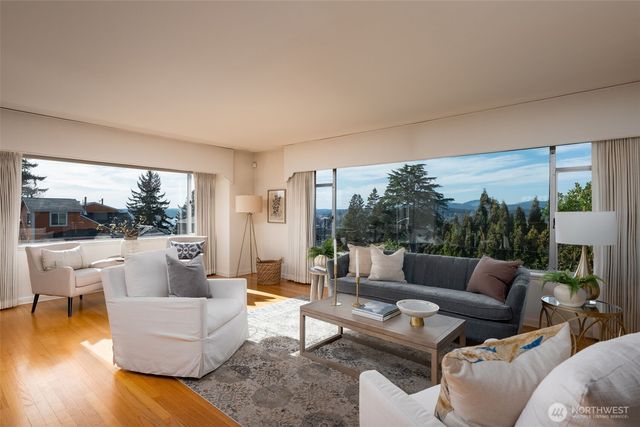 2324 E 17th Street, Bremerton, WA 98310