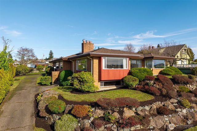 2324 E 17th Street, Bremerton, WA 98310