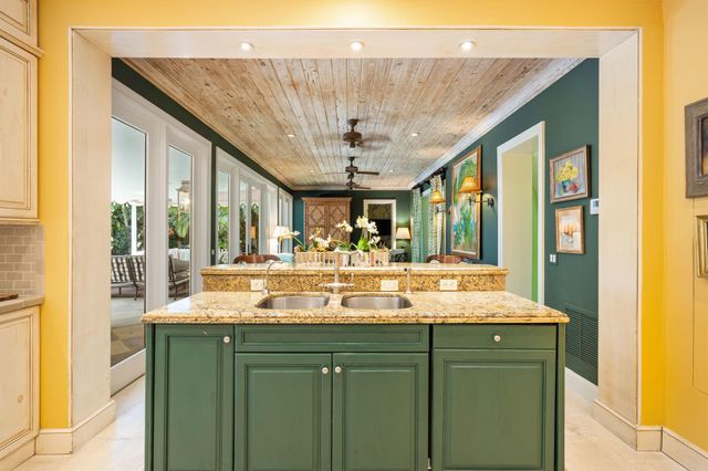 485 S S County Road, Palm Beach, FL 33480