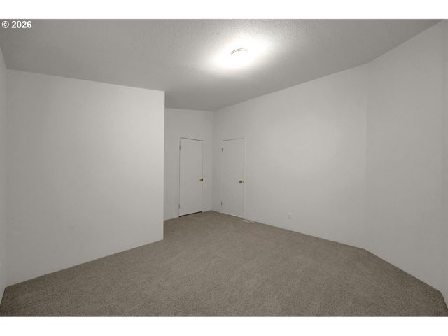 31610 GLENFIDDICH Way, Eugene, OR 97405