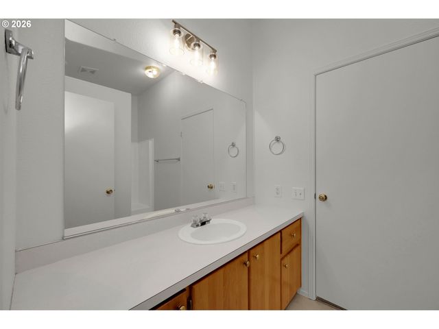 31610 GLENFIDDICH Way, Eugene, OR 97405