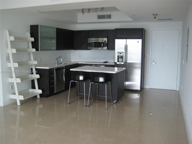 90 SW 3rd St 4311, Miami, FL 33130