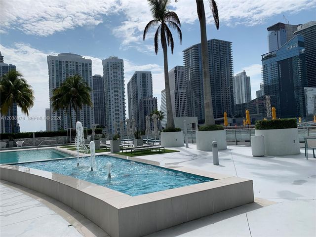 90 SW 3rd St 4311, Miami, FL 33130