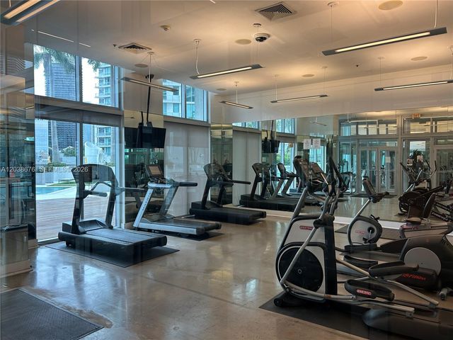90 SW 3rd St 4311, Miami, FL 33130