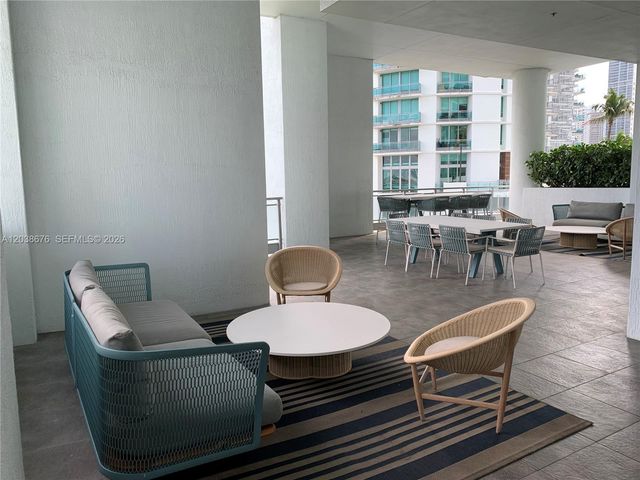 90 SW 3rd St 4311, Miami, FL 33130