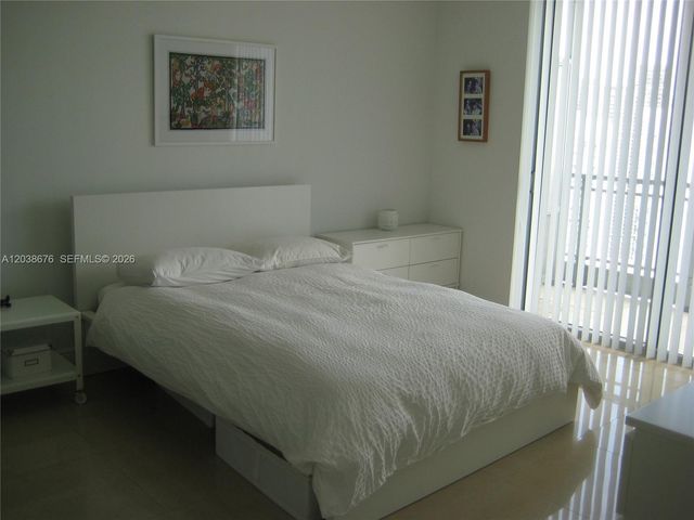 90 SW 3rd St 4311, Miami, FL 33130