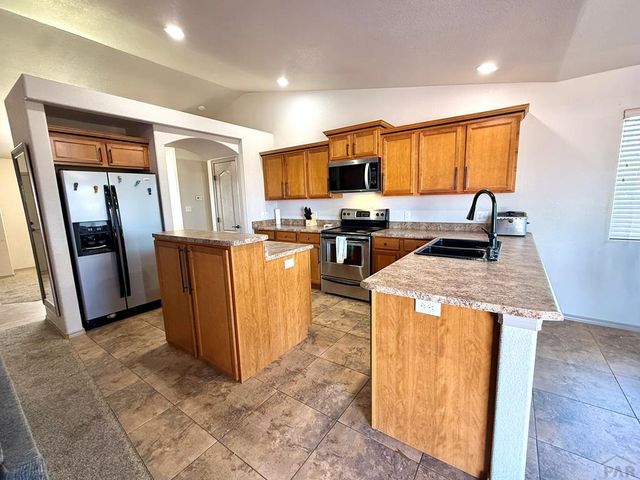 4413 Holland, Pueblo, CO 81008