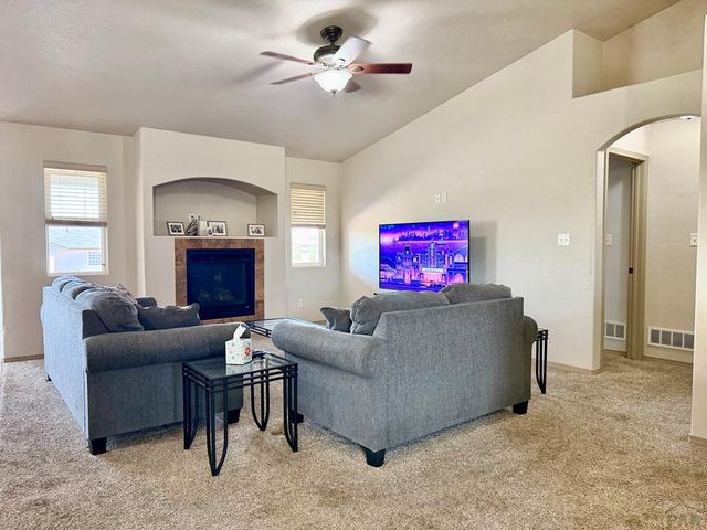 4413 Holland, Pueblo, CO 81008