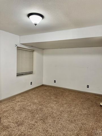 4413 Holland, Pueblo, CO 81008