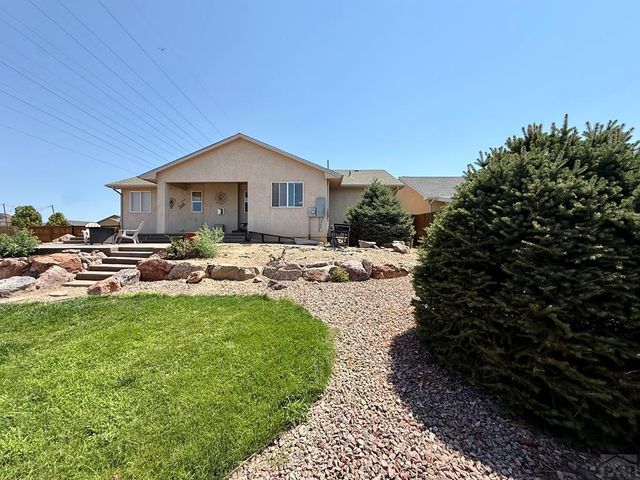 4413 Holland, Pueblo, CO 81008