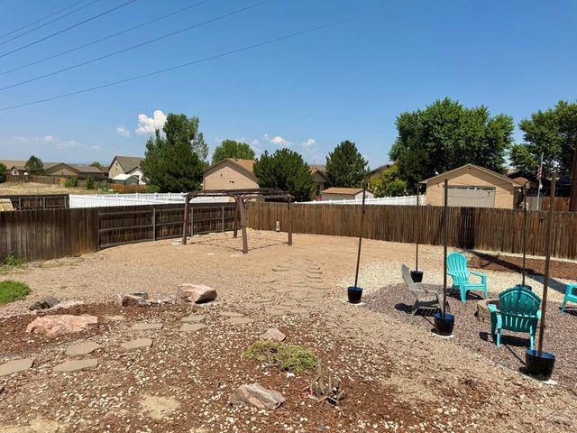 4413 Holland, Pueblo, CO 81008