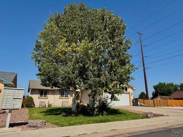 4413 Holland, Pueblo, CO 81008