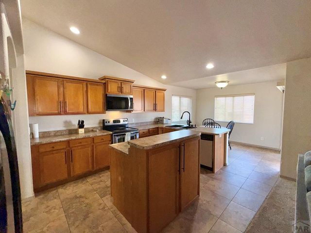 4413 Holland, Pueblo, CO 81008