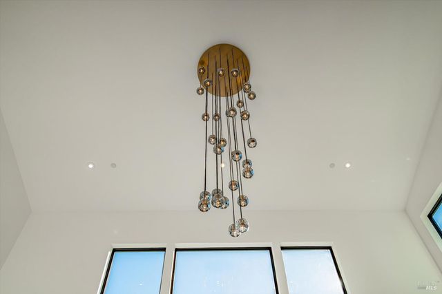 1580 Clear Ridge Dr, Healdsburg, CA 95448