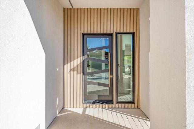 1580 Clear Ridge Dr, Healdsburg, CA 95448