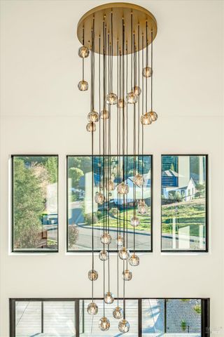 1580 Clear Ridge Dr, Healdsburg, CA 95448