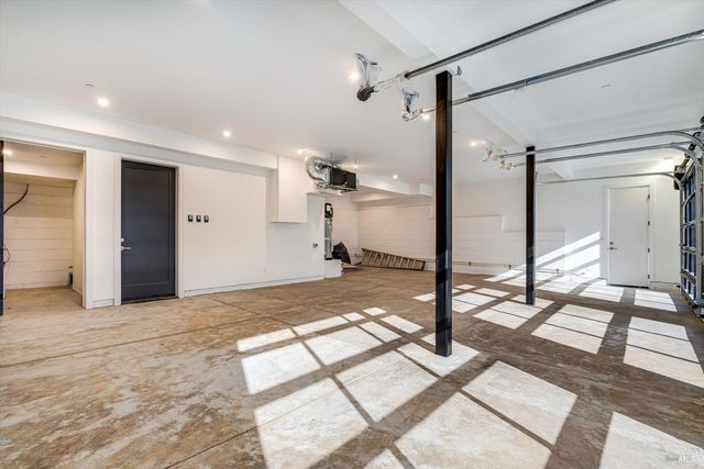 1580 Clear Ridge Dr, Healdsburg, CA 95448