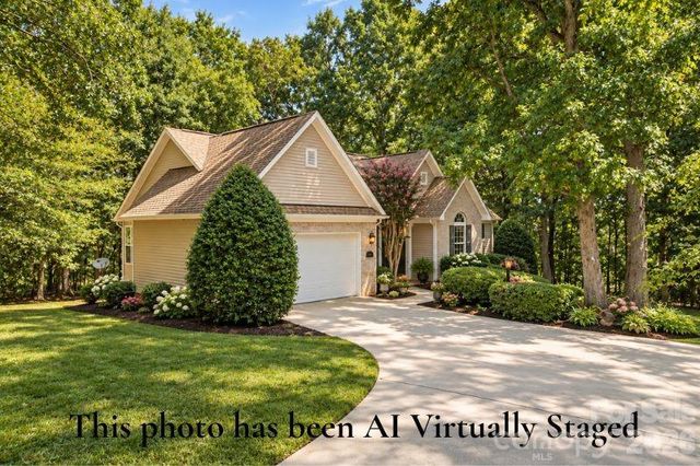 14724 Beatties Ford Road, Huntersville, NC 28078
