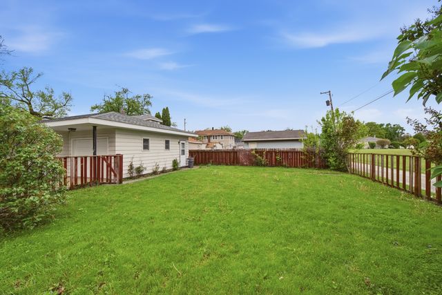 3245 Halsted Street, Steger, IL 60475