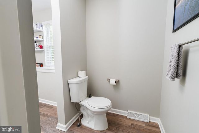 1006 HICKORY DR, Vineland, NJ 08360