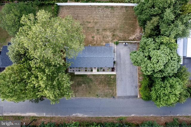 1006 HICKORY DR, Vineland, NJ 08360