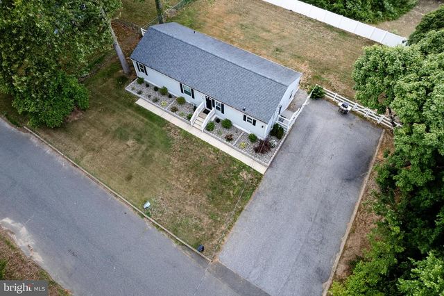 1006 HICKORY DR, Vineland, NJ 08360