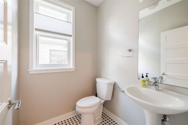 76 Charlotte Street, Rochester, NY 14607