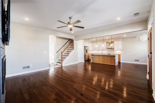76 Charlotte Street, Rochester, NY 14607