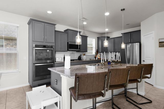 1411 Silver Rings Court, Pearland, TX 77581