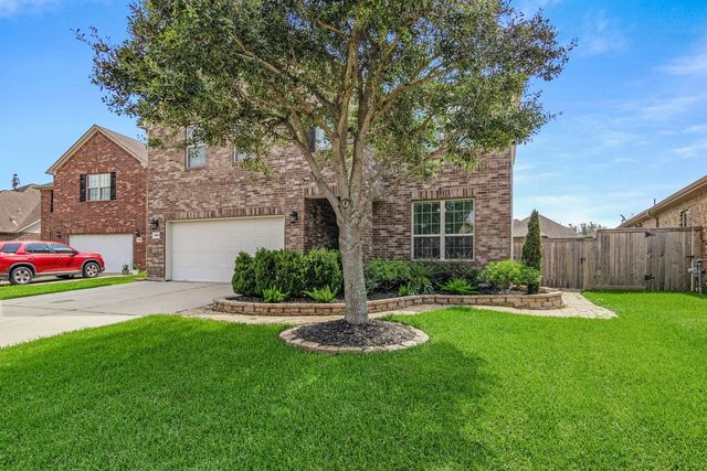1411 Silver Rings Court, Pearland, TX 77581