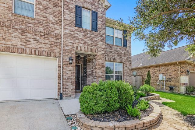 1411 Silver Rings Court, Pearland, TX 77581