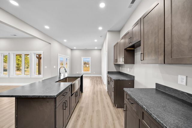 20136 Old State Highway 28, Pikeville, TN 37367