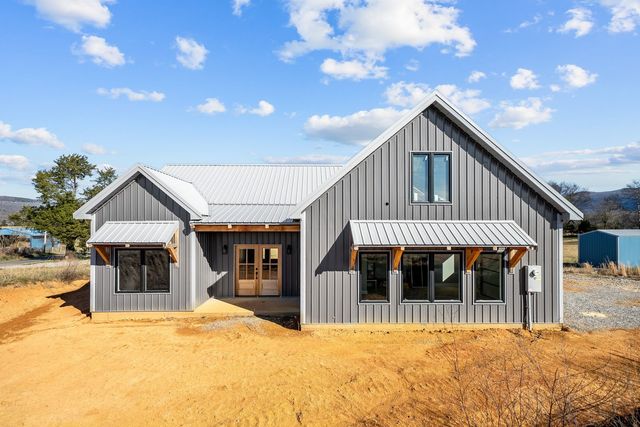 20136 Old State Highway 28, Pikeville, TN 37367