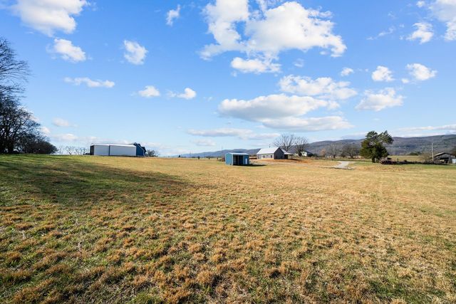 20136 Old State Highway 28, Pikeville, TN 37367