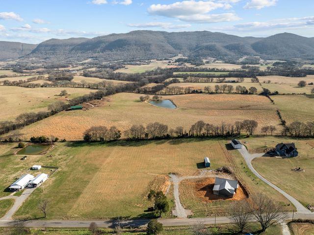 20136 Old State Highway 28, Pikeville, TN 37367