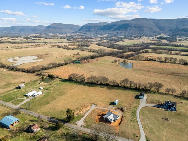 20136 Old State Highway 28, Pikeville, TN 37367