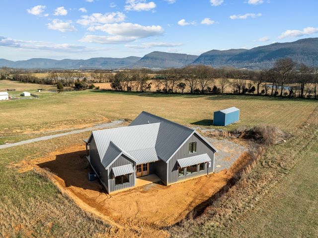 20136 Old State Highway 28, Pikeville, TN 37367