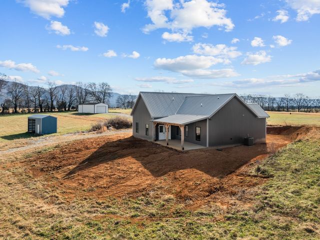 20136 Old State Highway 28, Pikeville, TN 37367