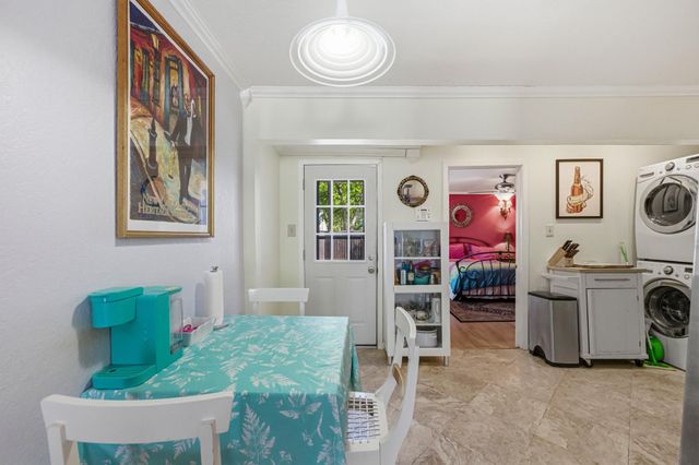 916 E 49th ST, Austin, TX 78751