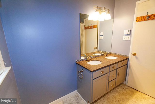 503 DEER RUN ROAD, Lititz, PA 17543