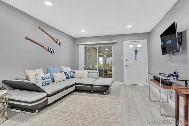 1111 SEACOAST DR 8, Imperial Beach, CA 91932