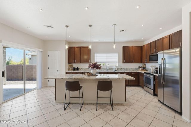 14950 N Capriole Road, Tucson, AZ 85739